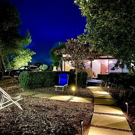 Villa Petrelli Torre dell'Orso Esterno foto