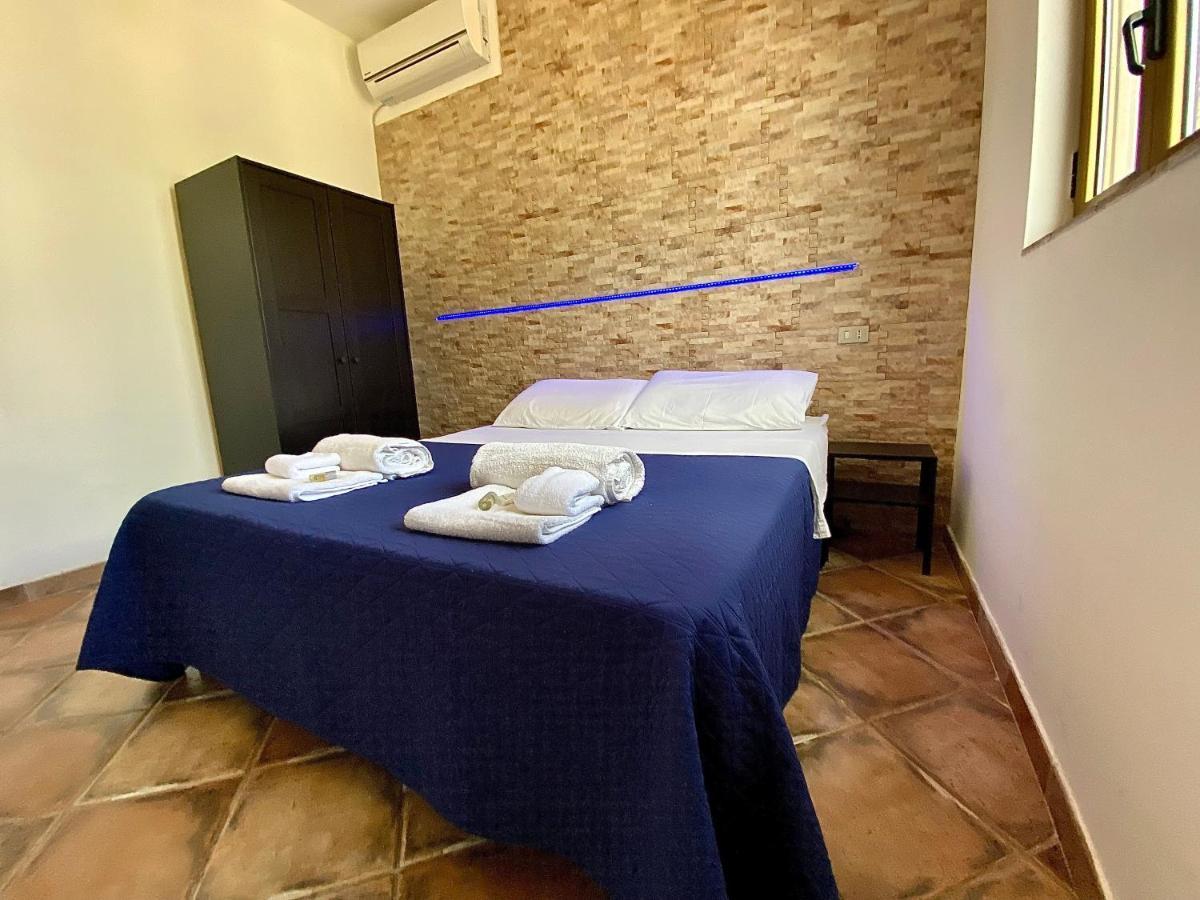 Villa Petrelli Torre dell'Orso Esterno foto